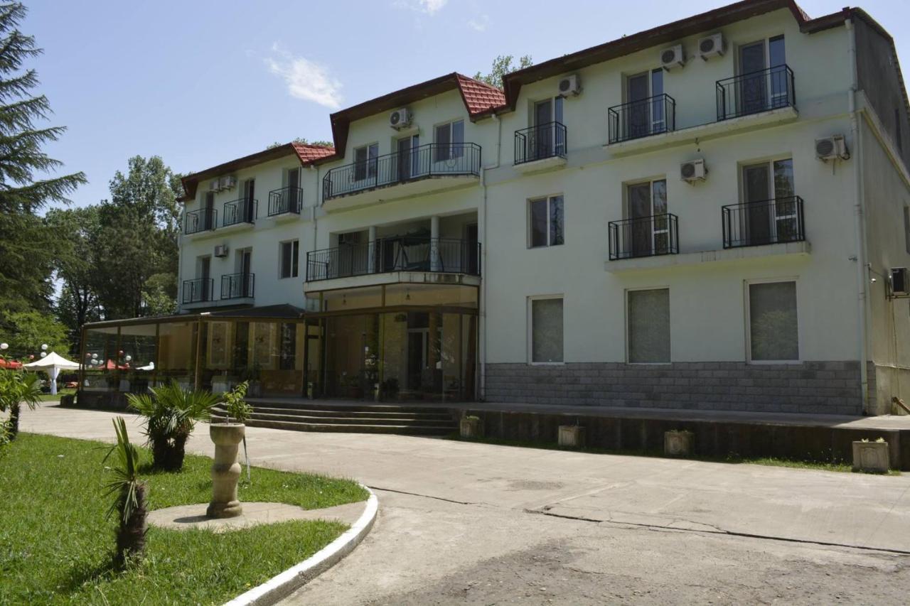 Imeri Park Hotel Kutaisi Luaran gambar